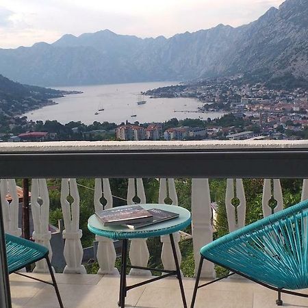 Appartement Beautiful view à Kotor Extérieur photo