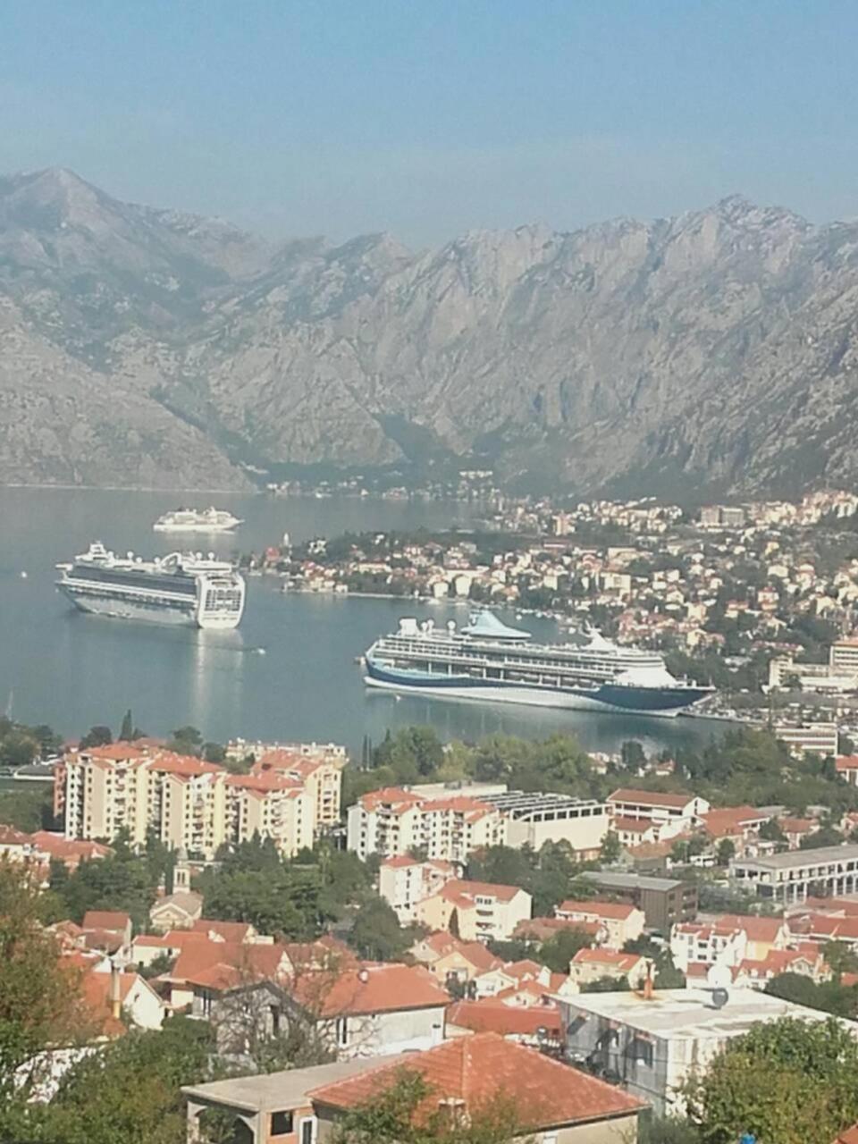 Appartement Beautiful view à Kotor Extérieur photo